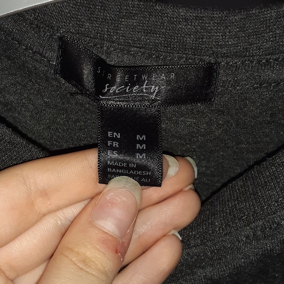 Cropped t-shirt - Picture 3 of 3